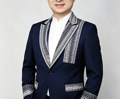 董弟文