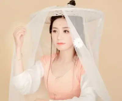 漆金秋